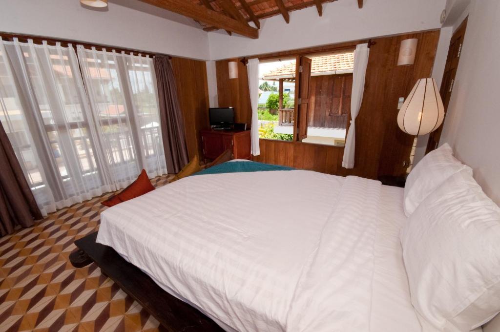 Bambu Hotel Battambang Habitación foto