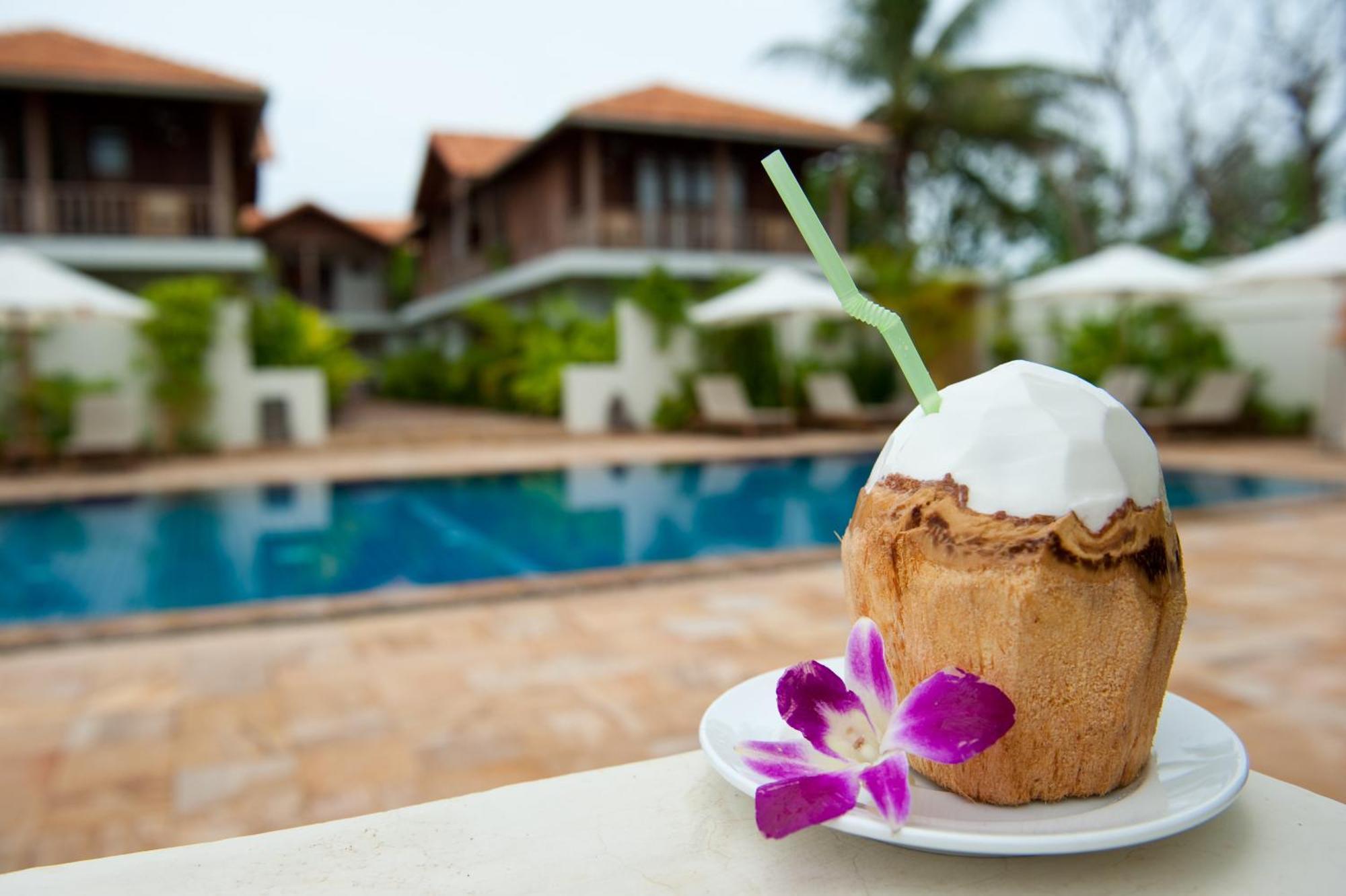 Bambu Hotel Battambang Exterior foto