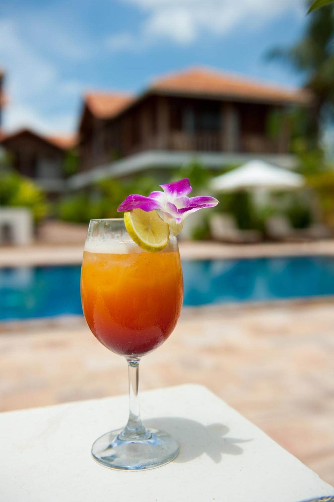 Bambu Hotel Battambang Exterior foto