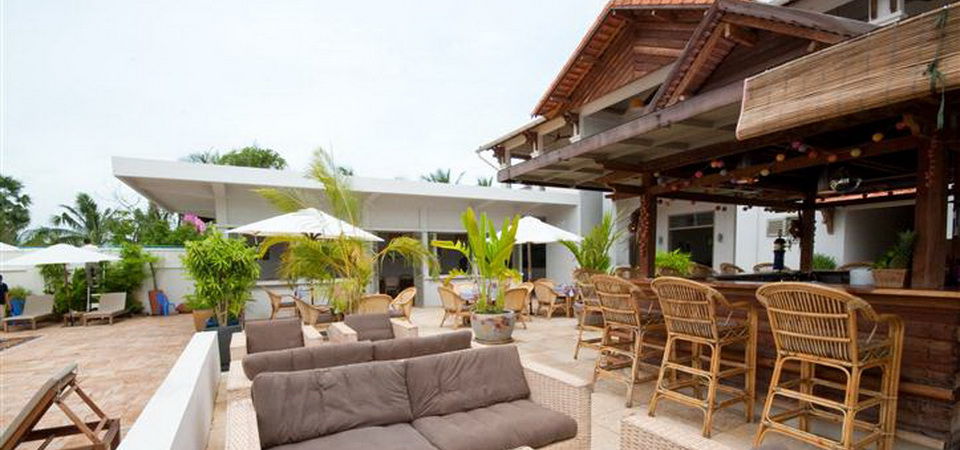 Bambu Hotel Battambang Exterior foto